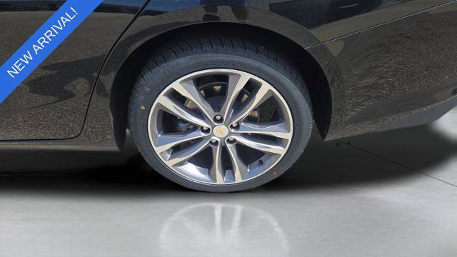Used 2025 Chevrolet Malibu LT FWD image 34