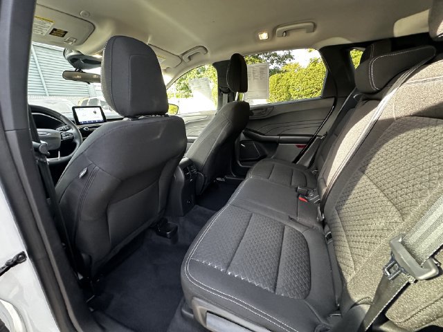 Certified 2023 Ford Escape Active AWD/4WD image 18