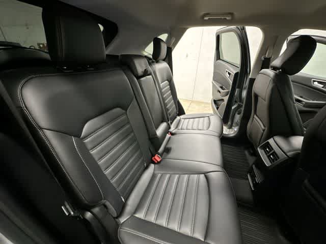 Certified 2024 Ford Edge SEL w/ Convenience Package AWD/4WD image 23