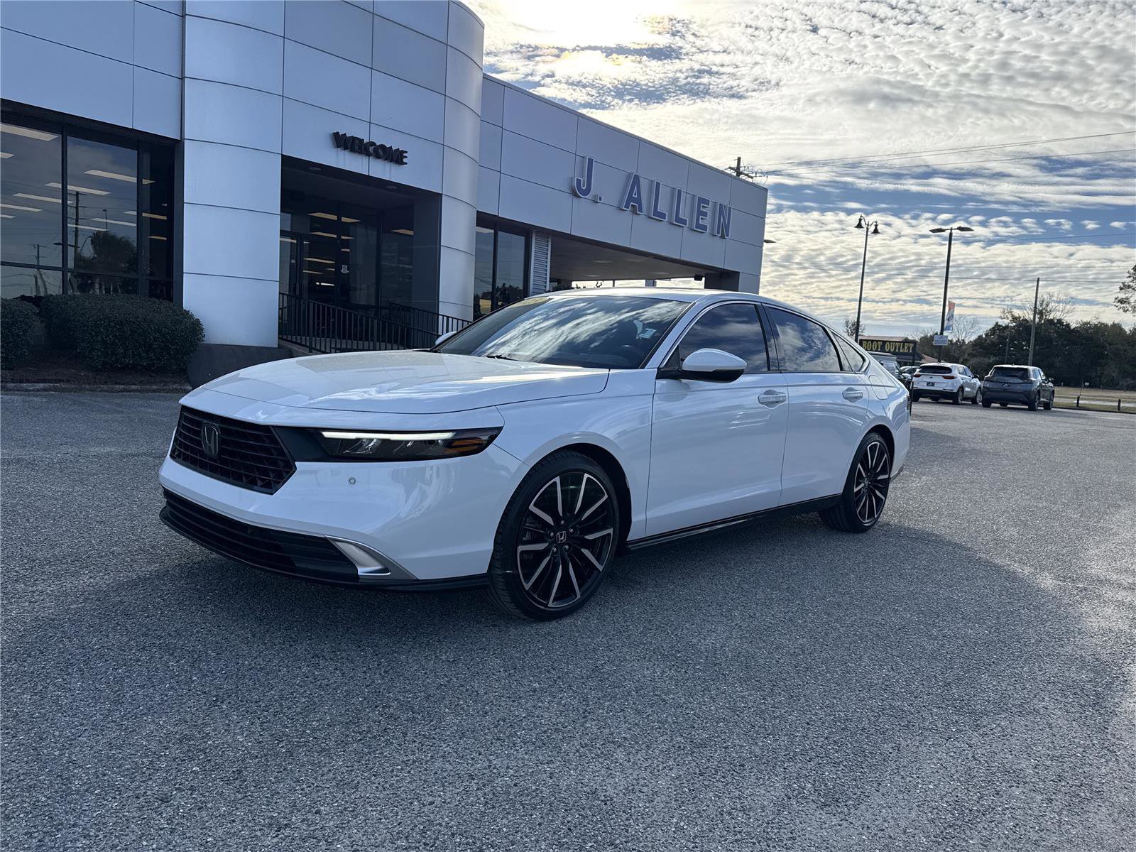 Used 2023 Honda Accord Touring