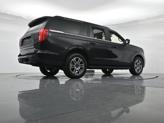 Certified 2025 Ford Expedition Max Active AWD/4WD image 36