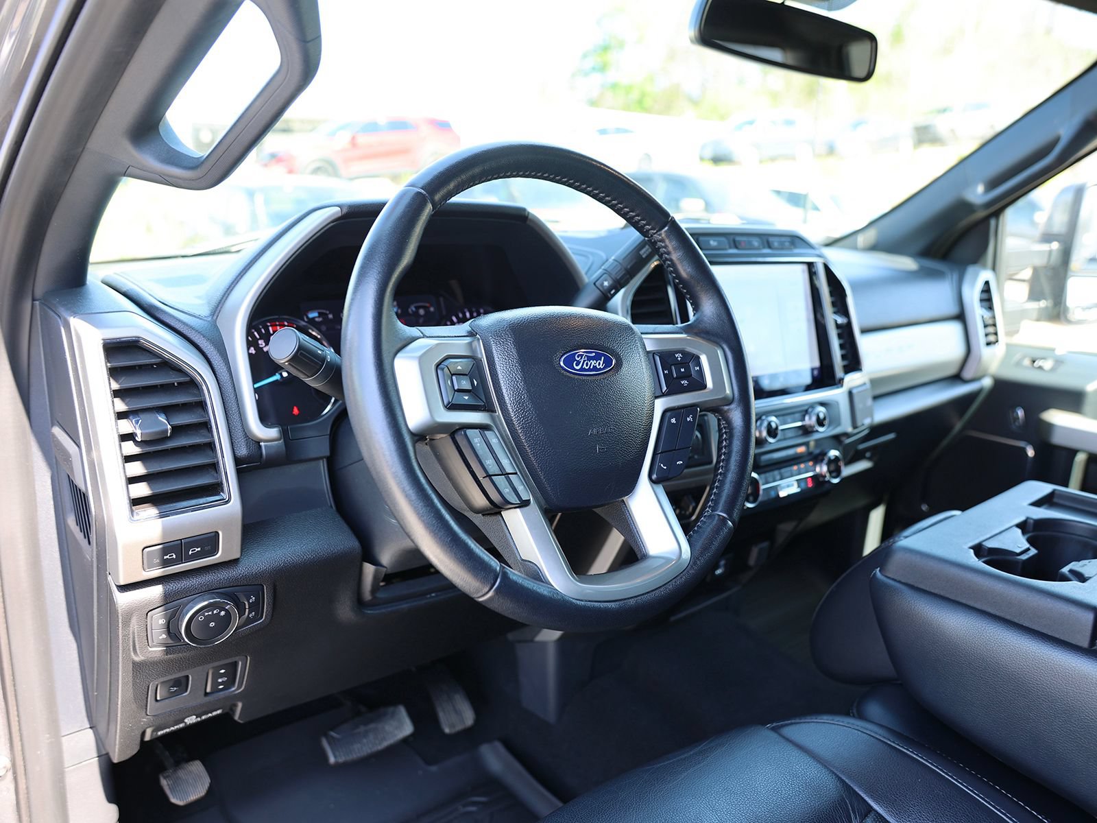 Certified 2022 Ford F350 Lariat w/ Lariat Ultimate Package AWD/4WD image 17