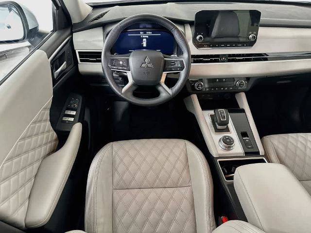 Used 2024 Mitsubishi Outlander SEL FWD image 10