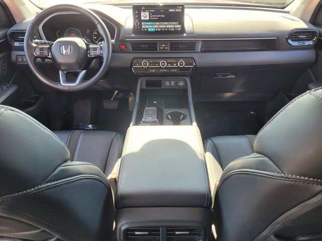 Used 2025 Honda Pilot EX-L image 14
