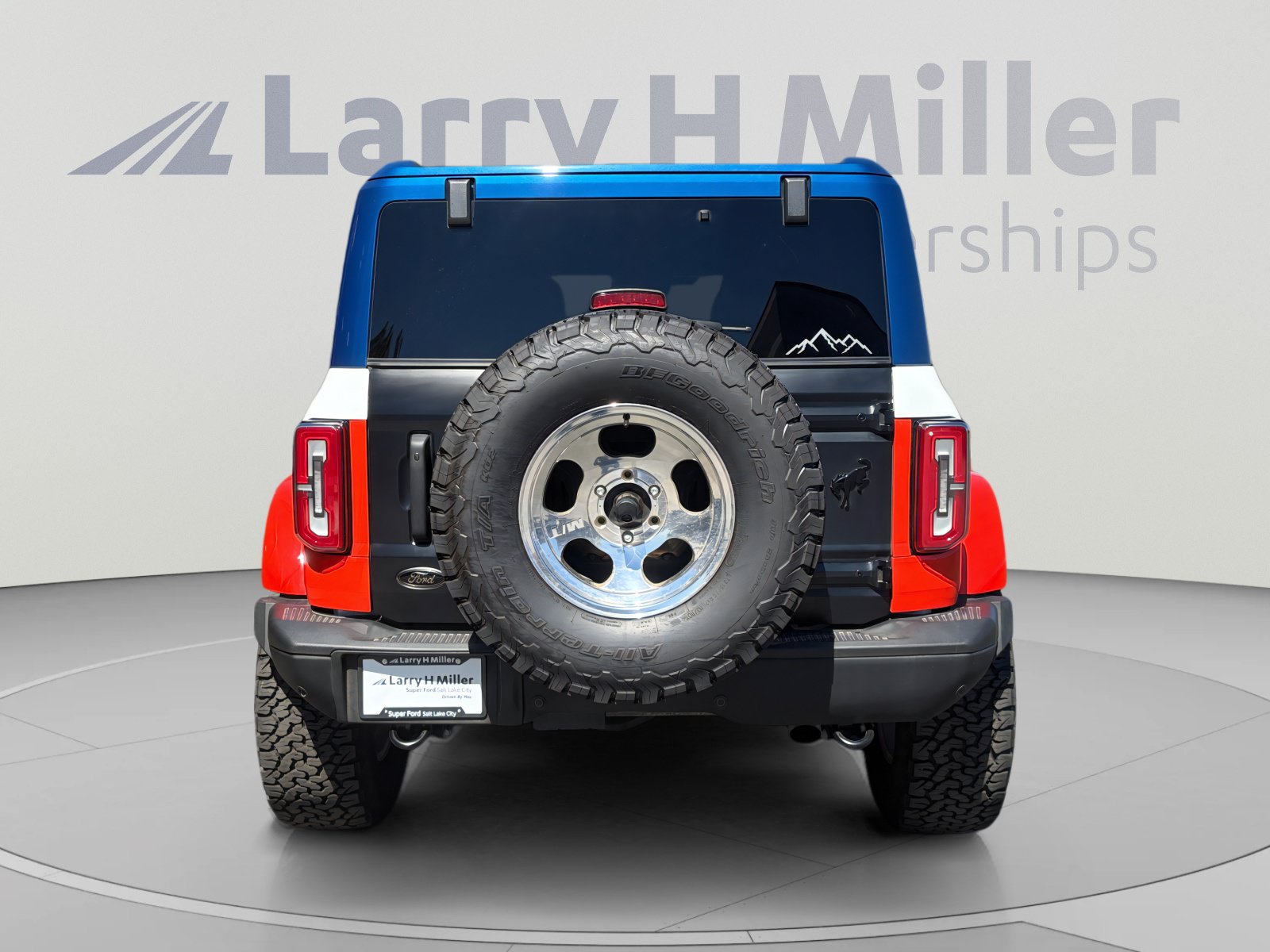 Certified 2026 Ford Bronco Stroppe Edition AWD/4WD image 4