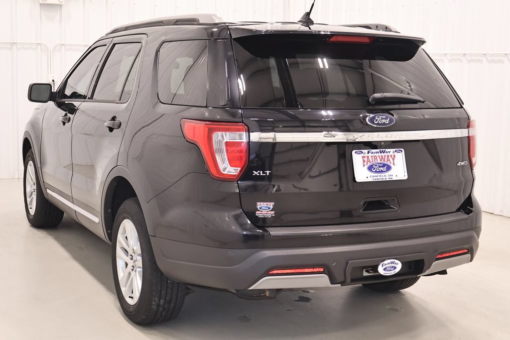 Certified 2019 Ford Explorer XLT w/ Equipment Group 201A AWD/4WD image 8