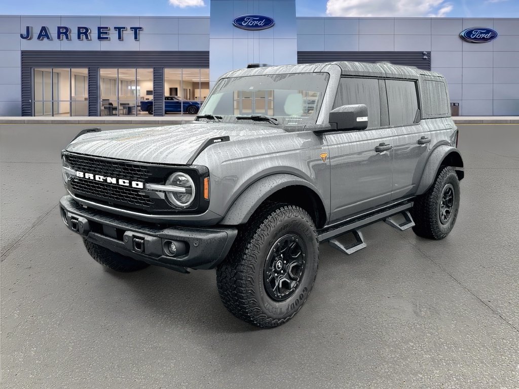 Certified 2025 Ford Bronco Badlands AWD/4WD image 3