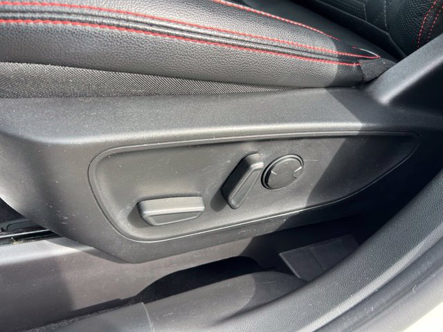 Certified 2024 Ford Escape ST-Line Elite w/ Premium Technology Package AWD/4WD image 22