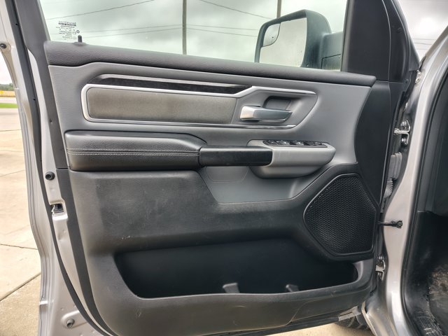 Used 2022 RAM 1500 Big Horn AWD/4WD image 9