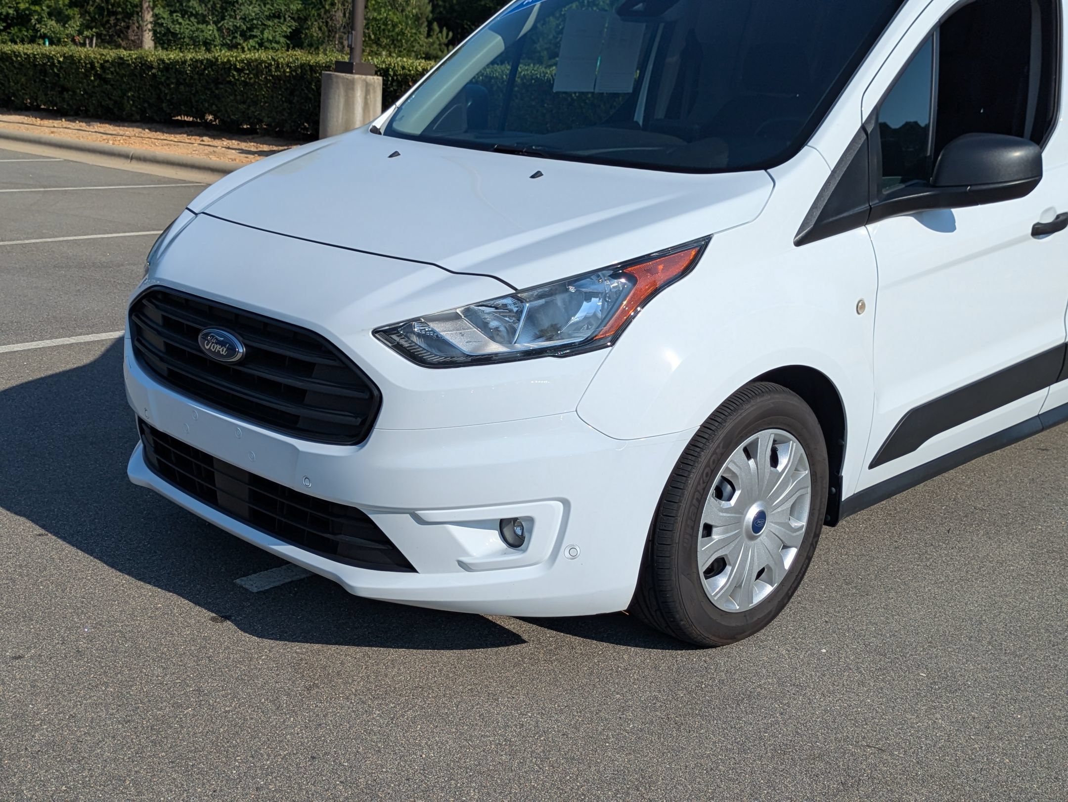 Certified 2023 Ford Transit Connect XLT FWD image 10
