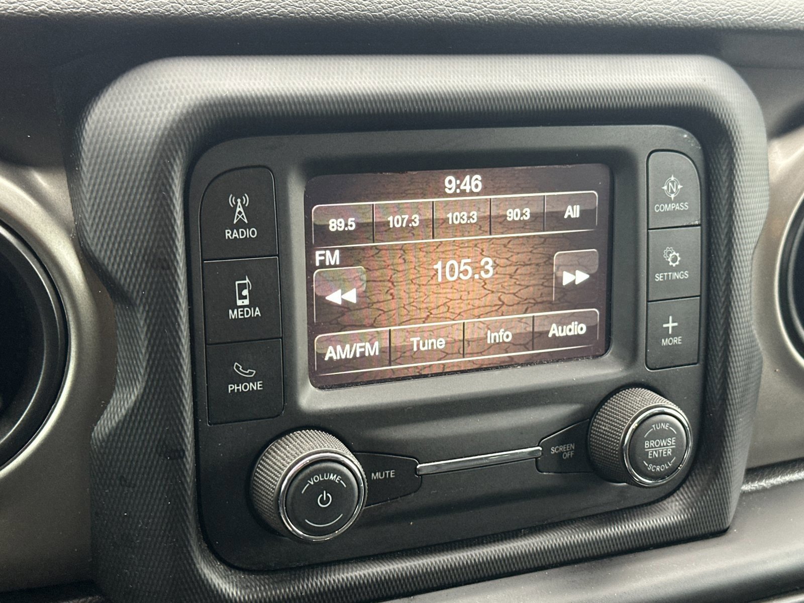 Used 2021 Jeep Wrangler Unlimited Sport image 17