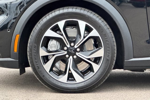 Certified 2024 Ford Mustang Mach-E Select image 29