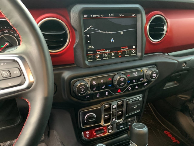 Used 2020 Jeep Gladiator Rubicon AWD/4WD image 26