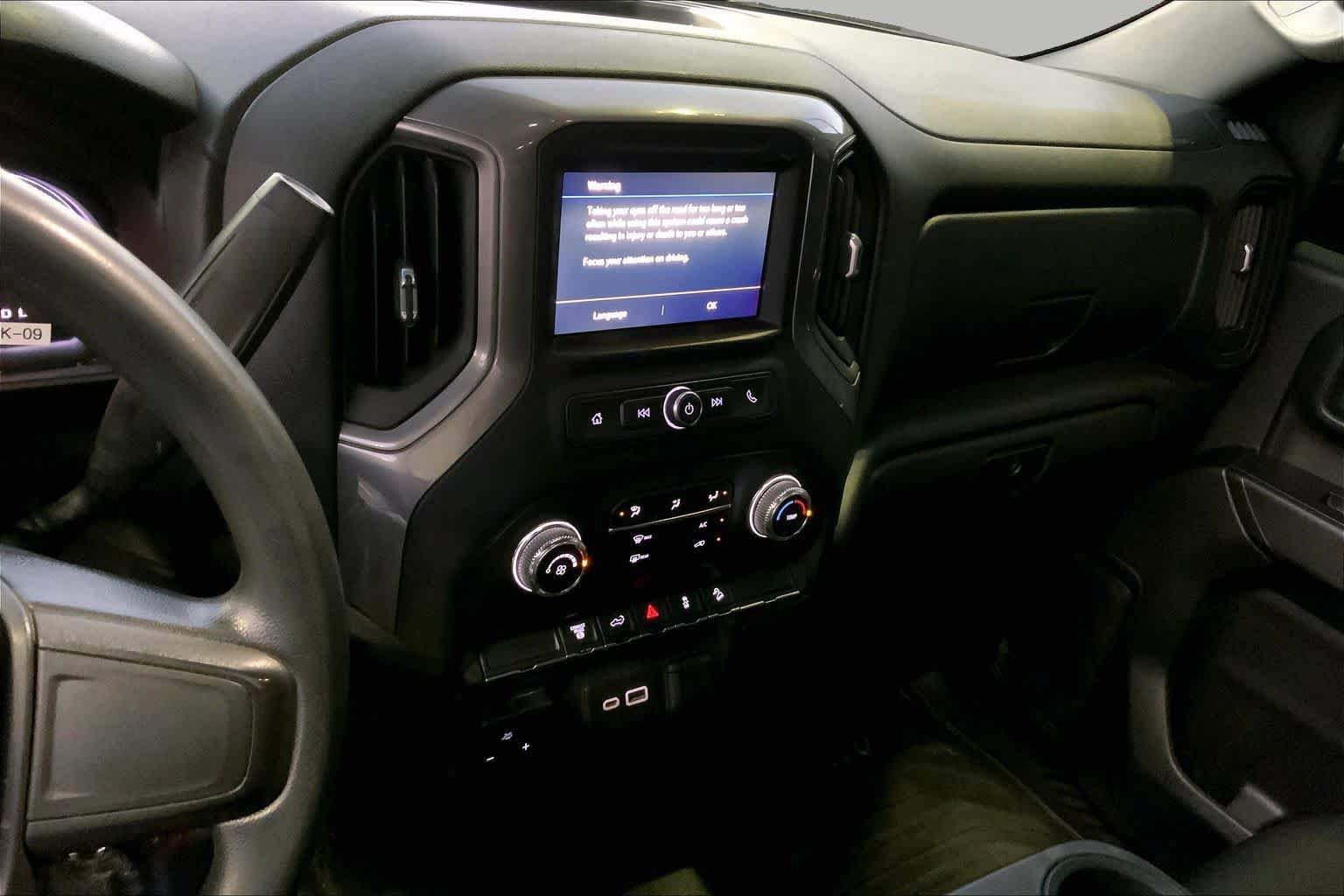 Used 2022 GMC Sierra 2500 Pro w/ Convenience Package AWD/4WD image 6