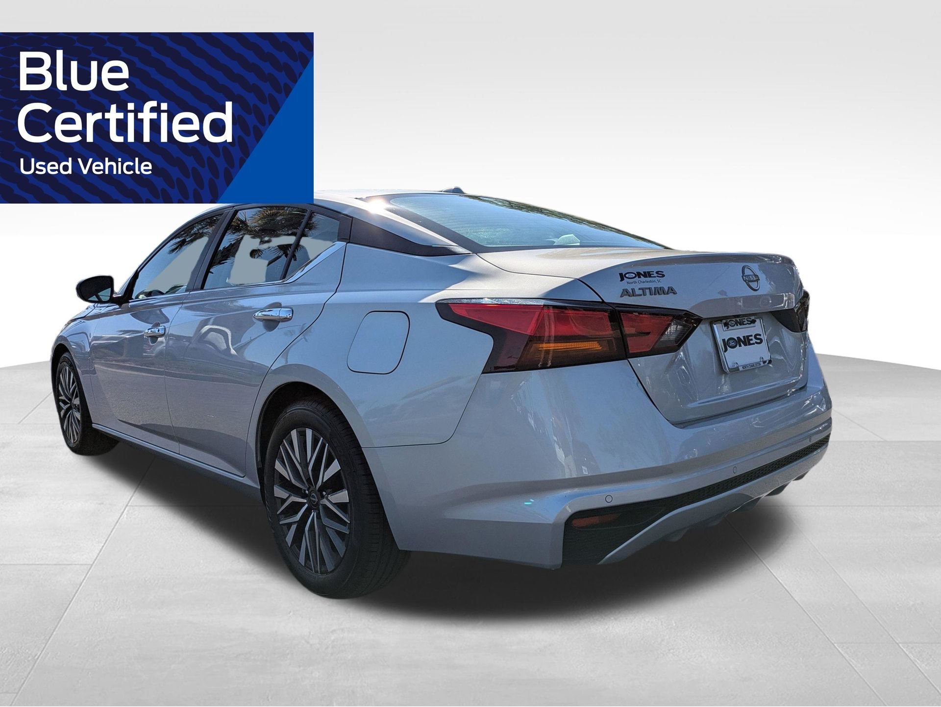 Used 2024 Nissan Altima 2.5 SV FWD image 9