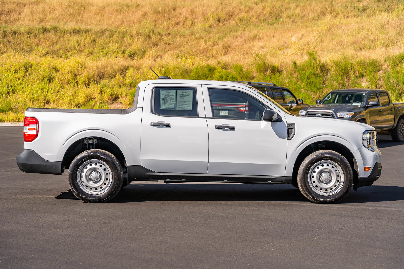 Certified 2026 Ford Maverick XL FWD image 8