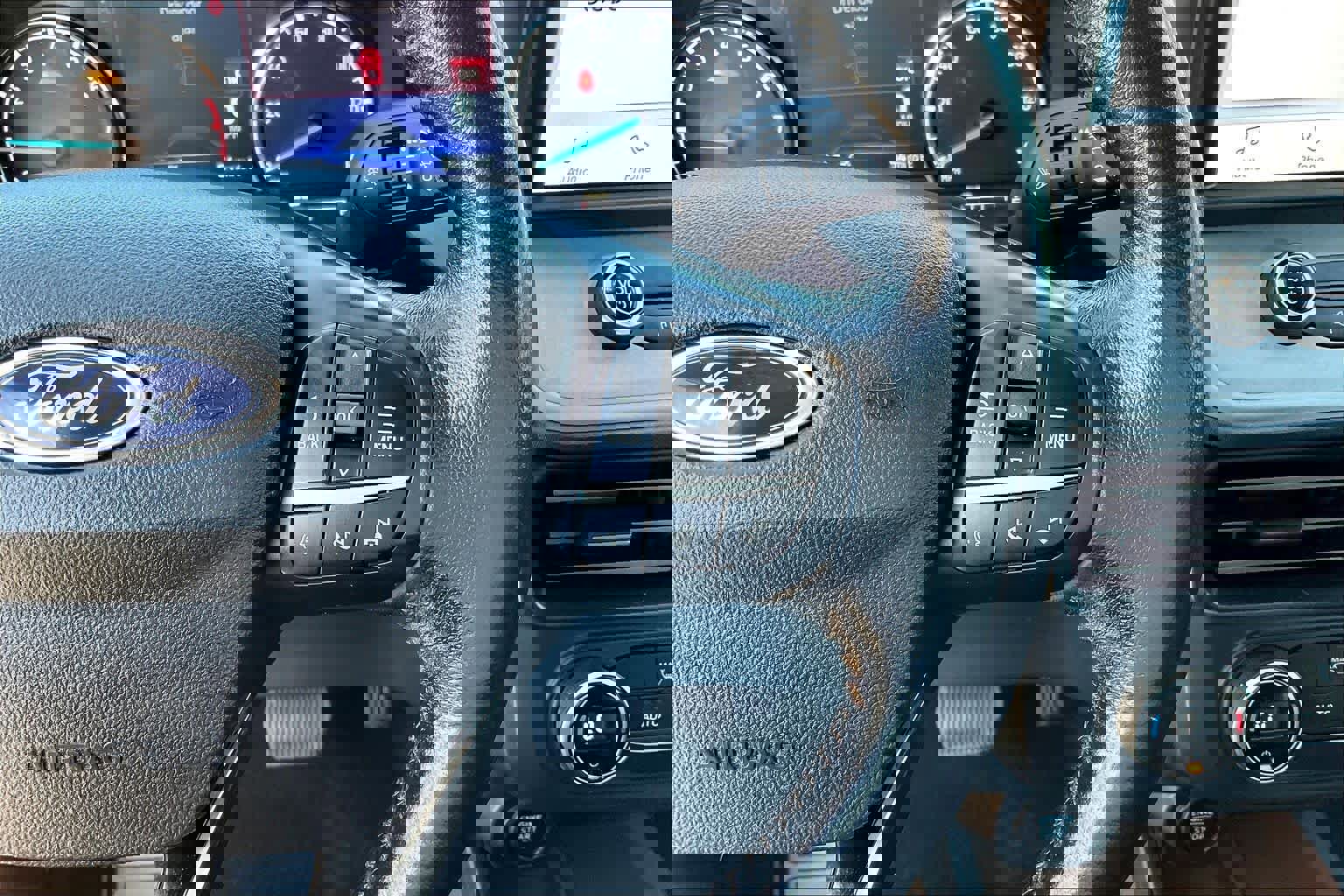 Certified 2022 Ford Maverick Lariat w/ Equipment Group 500A Standard image 20