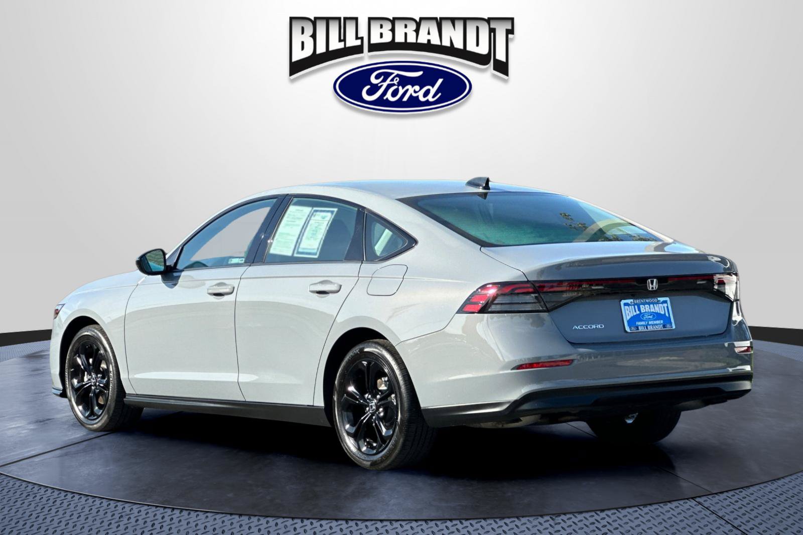 Used 2025 Honda Accord SE image 5