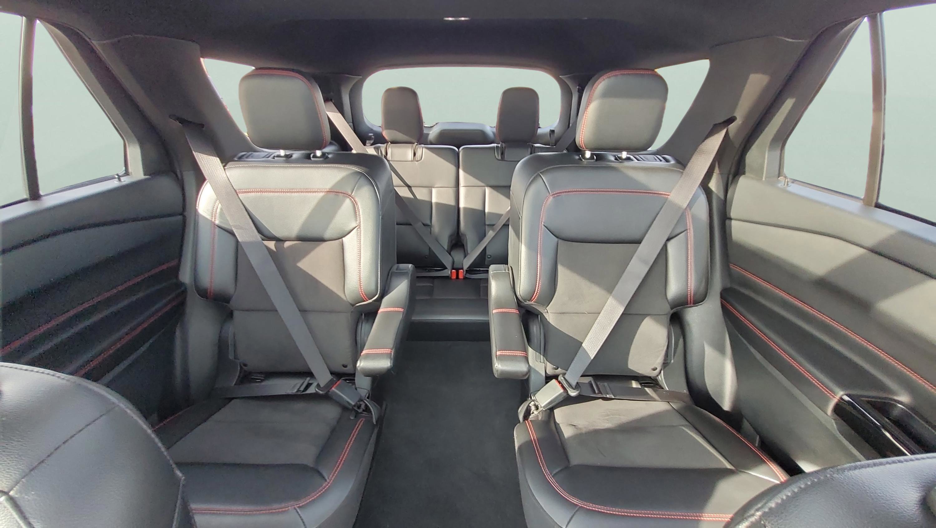 Certified 2023 Ford Explorer ST-Line w/ Class IV Trailer Tow Package image 17