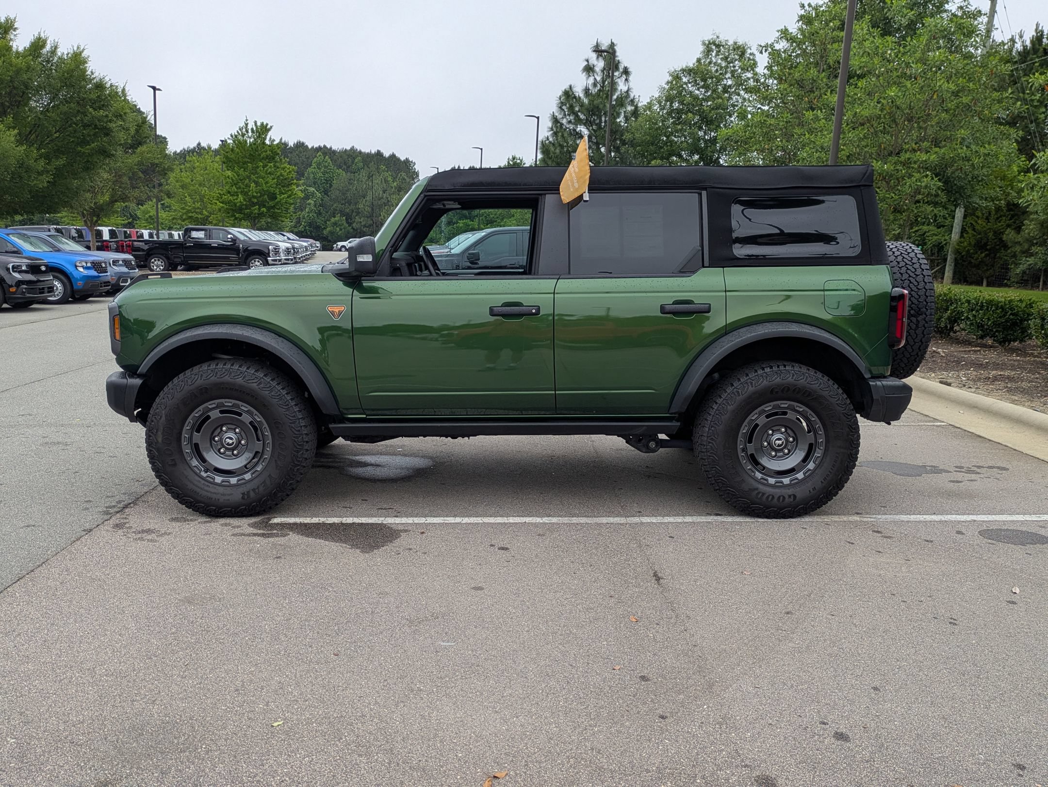 Certified 2025 Ford Bronco Badlands AWD/4WD image 7