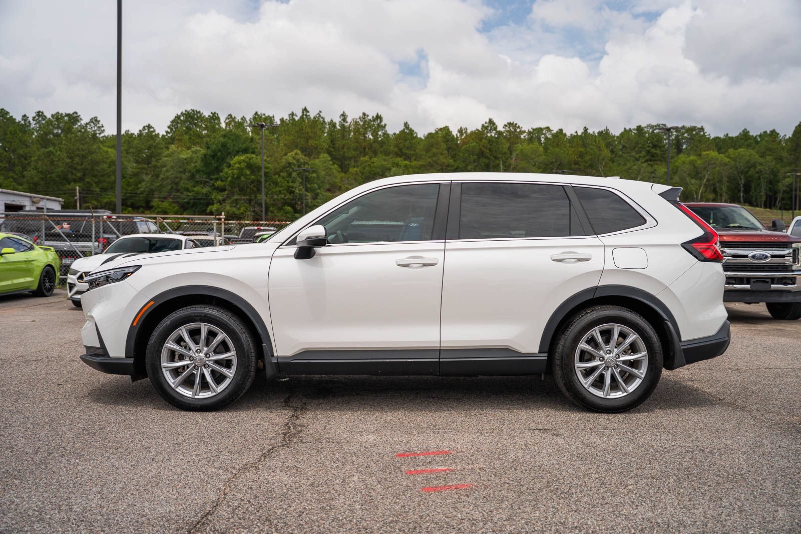 Used 2024 Honda CR-V EX image 4