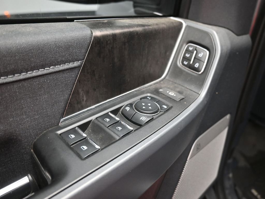 Certified 2023 Ford F250 Lariat w/ Lariat Ultimate Package image 32