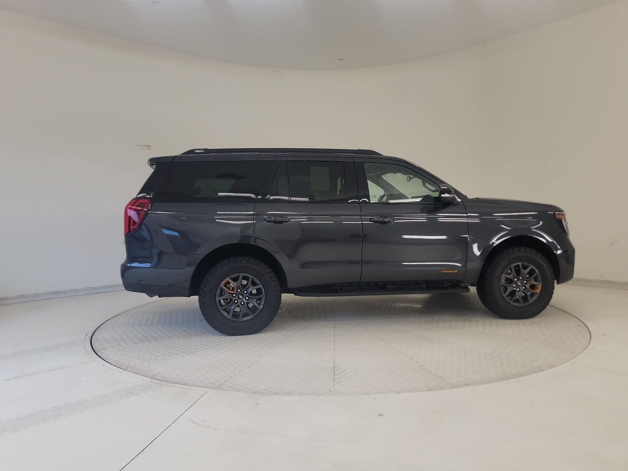 Certified 2025 Ford Expedition Tremor AWD/4WD image 6