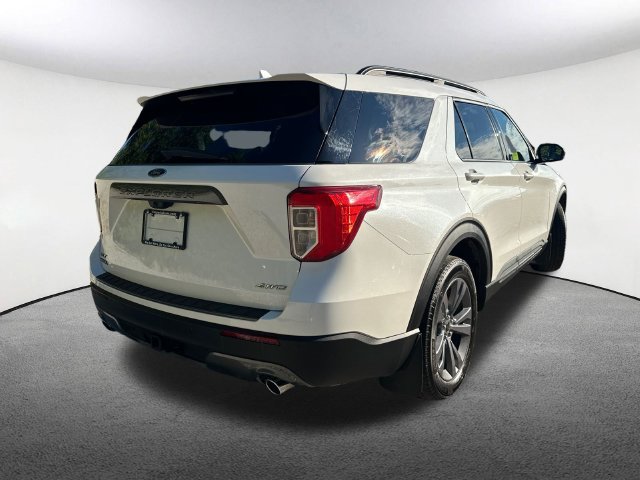 Certified 2023 Ford Explorer XLT w/ Equipment Group 202A AWD/4WD image 15