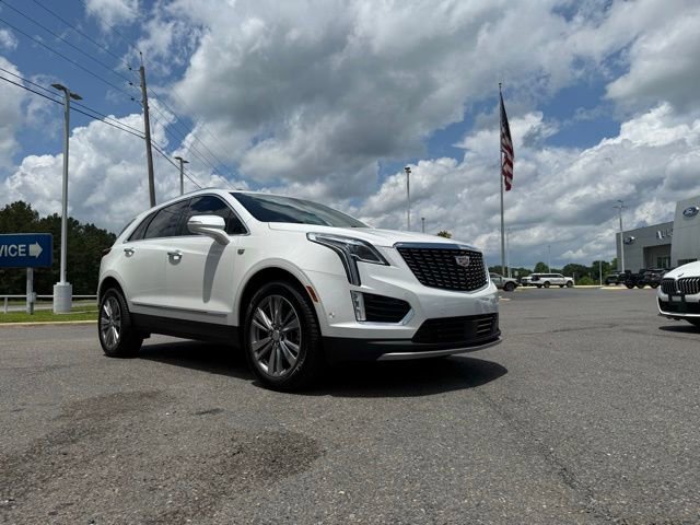 Used 2022 Cadillac XT5 Premium Luxury w/ Platinum Package FWD image 9