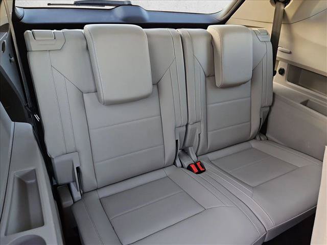 Used 2023 Volkswagen Atlas SE FWD image 16