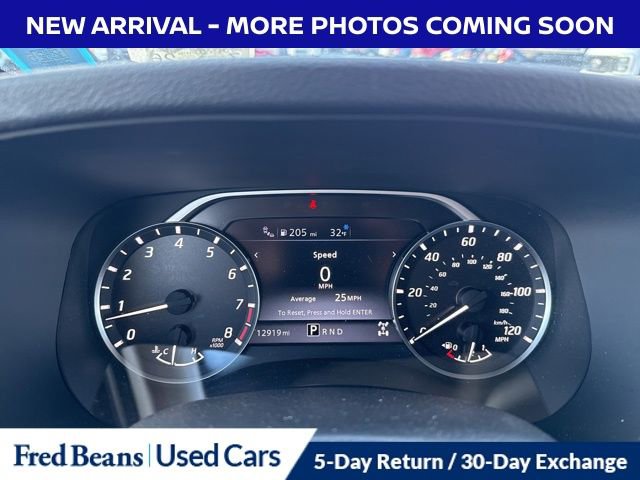 Used 2023 Nissan Frontier SV w/ SV Premium Package image 11