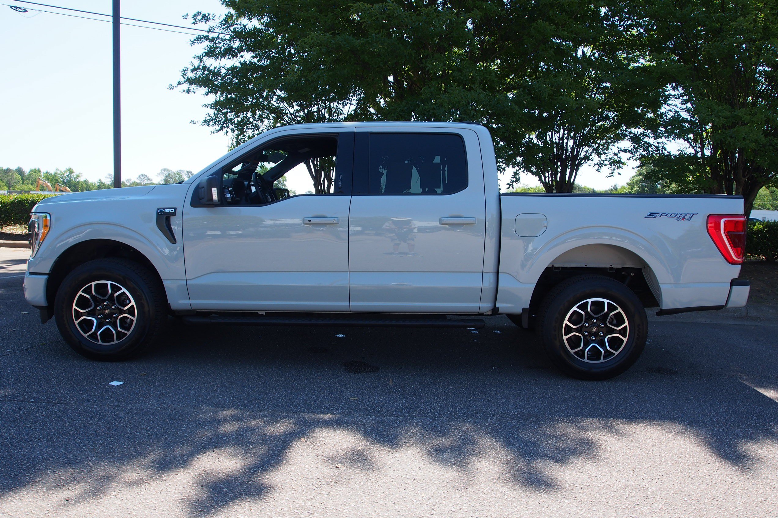 Certified 2023 Ford F150 XLT w/ Equipment Group 302A High AWD/4WD image 4