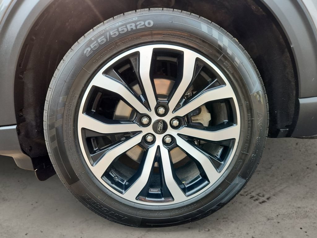 Certified 2022 Ford Explorer ST AWD/4WD image 9