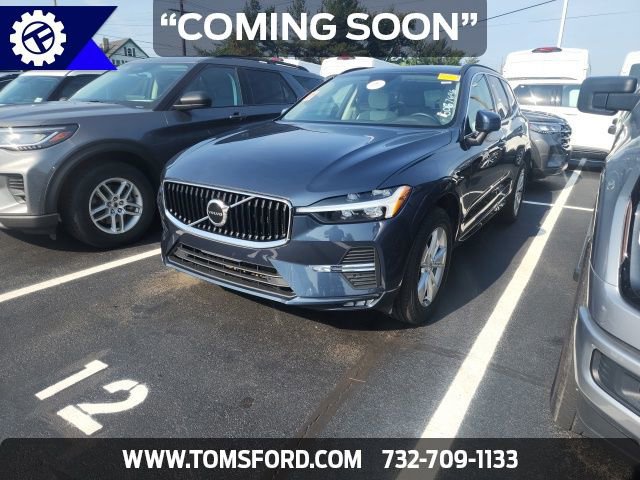 Used 2022 Volvo XC60 B5 Momentum
