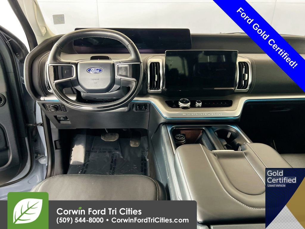 Certified 2025 Ford Expedition Max Platinum image 28