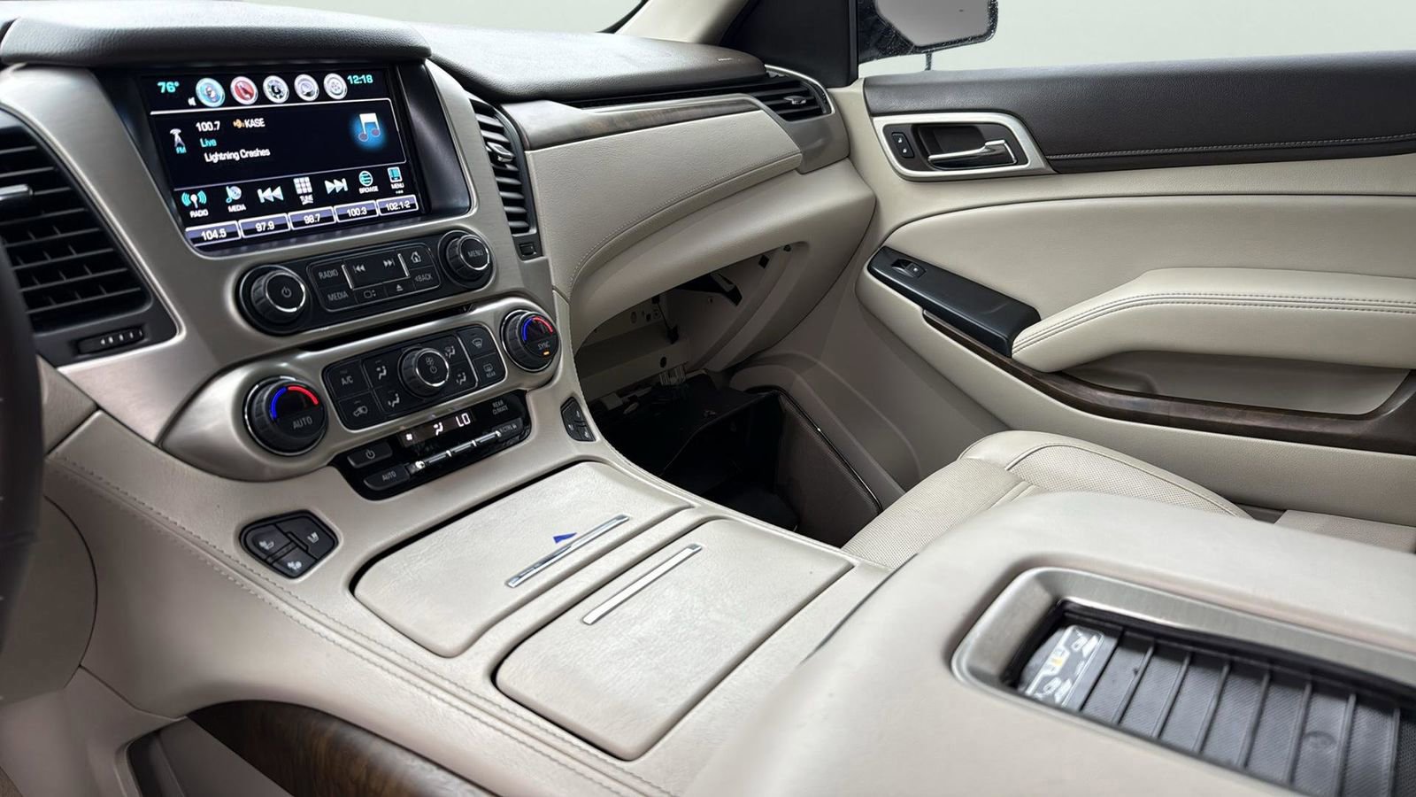 Used 2018 GMC Yukon Denali w/ Denali Ultimate Package image 18