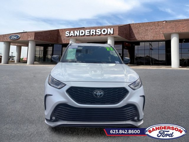 Used 2022 Toyota Highlander XSE AWD/4WD image 8