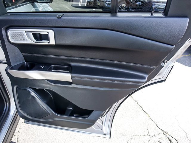 Certified 2023 Ford Explorer Limited w/ Limited Technology Package RWD image 27