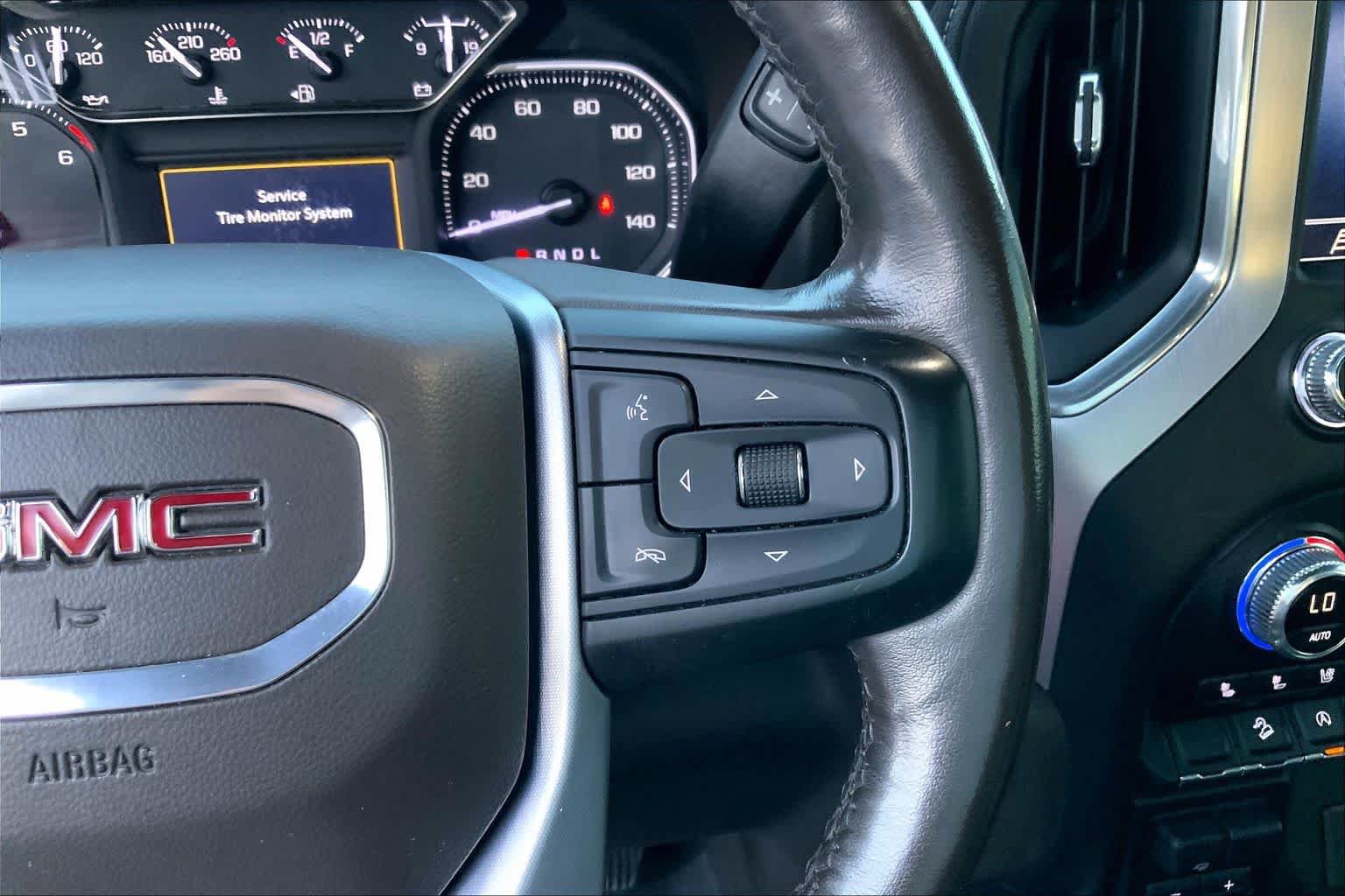 Used 2020 GMC Sierra 1500 SLT w/ SLT Premium Package AWD/4WD image 24