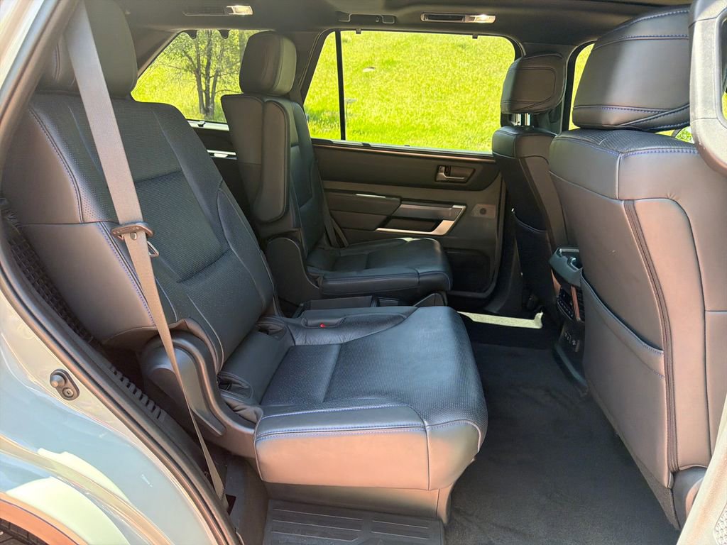 Used 2026 Toyota Sequoia Platinum AWD/4WD image 33