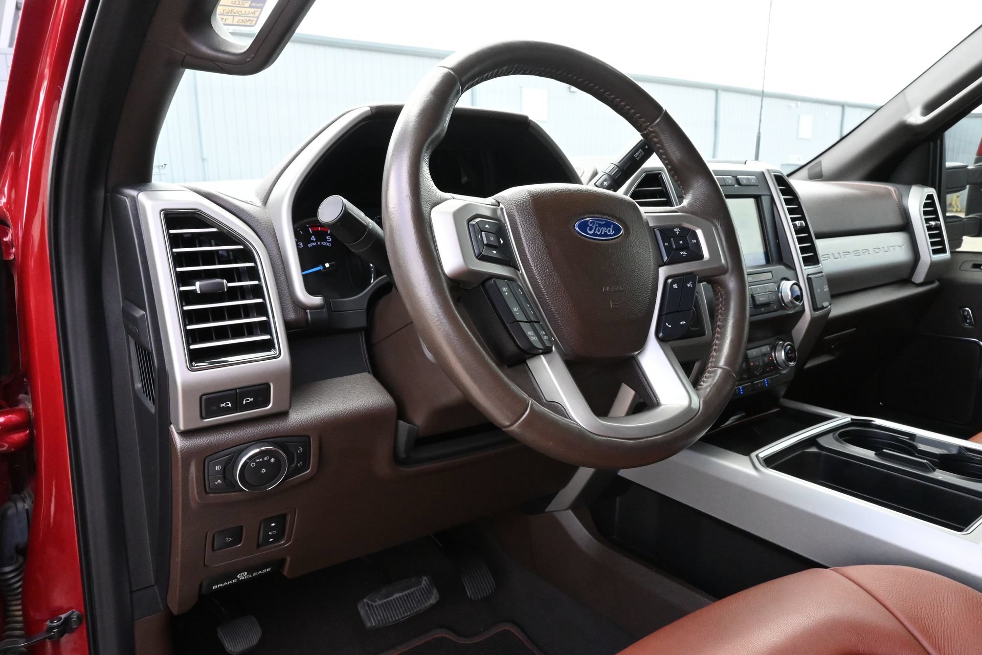 Certified 2021 Ford F250 King Ranch w/ King Ranch Ultimate Package AWD/4WD image 15