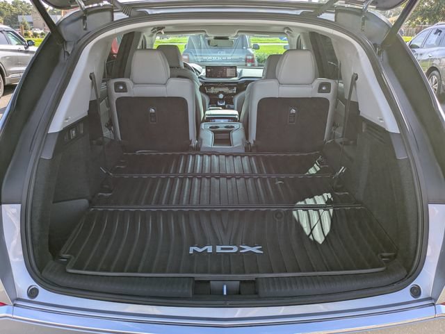 Used 2023 Acura MDX FWD w/ Technology Package image 13