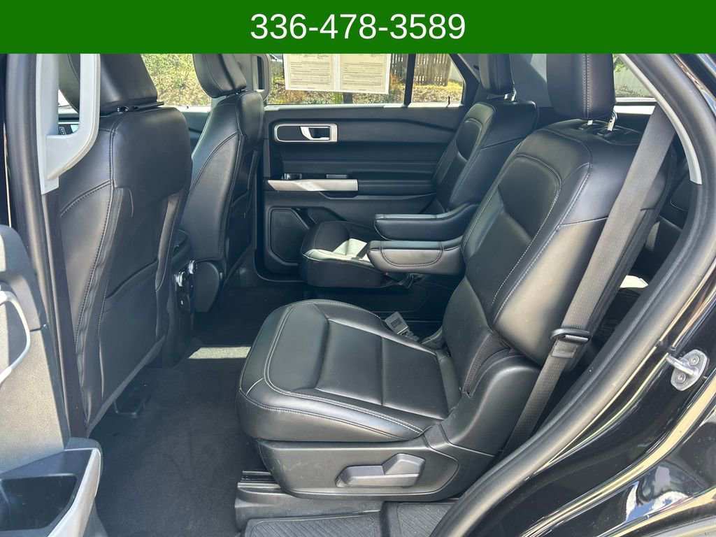 Certified 2022 Ford Explorer XLT w/ Equipment Group 202A image 18