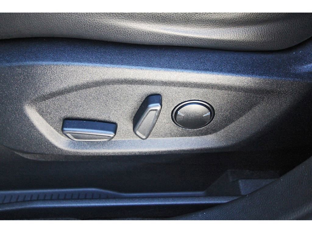 Certified 2021 Ford Edge Titanium image 29