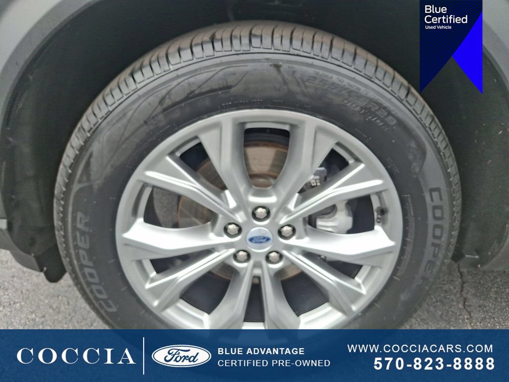 Certified 2023 Ford Explorer XLT w/ Equipment Group 202A AWD/4WD image 8