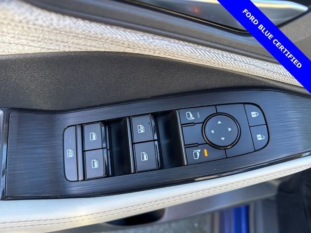 Used 2023 Nissan Rogue SV image 15