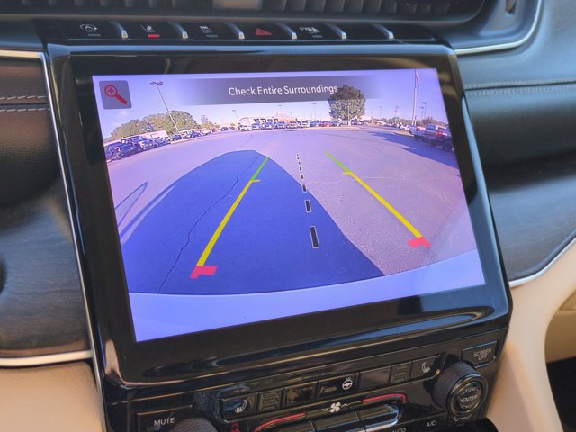 Used 2021 Jeep Grand Cherokee L Limited AWD/4WD image 21