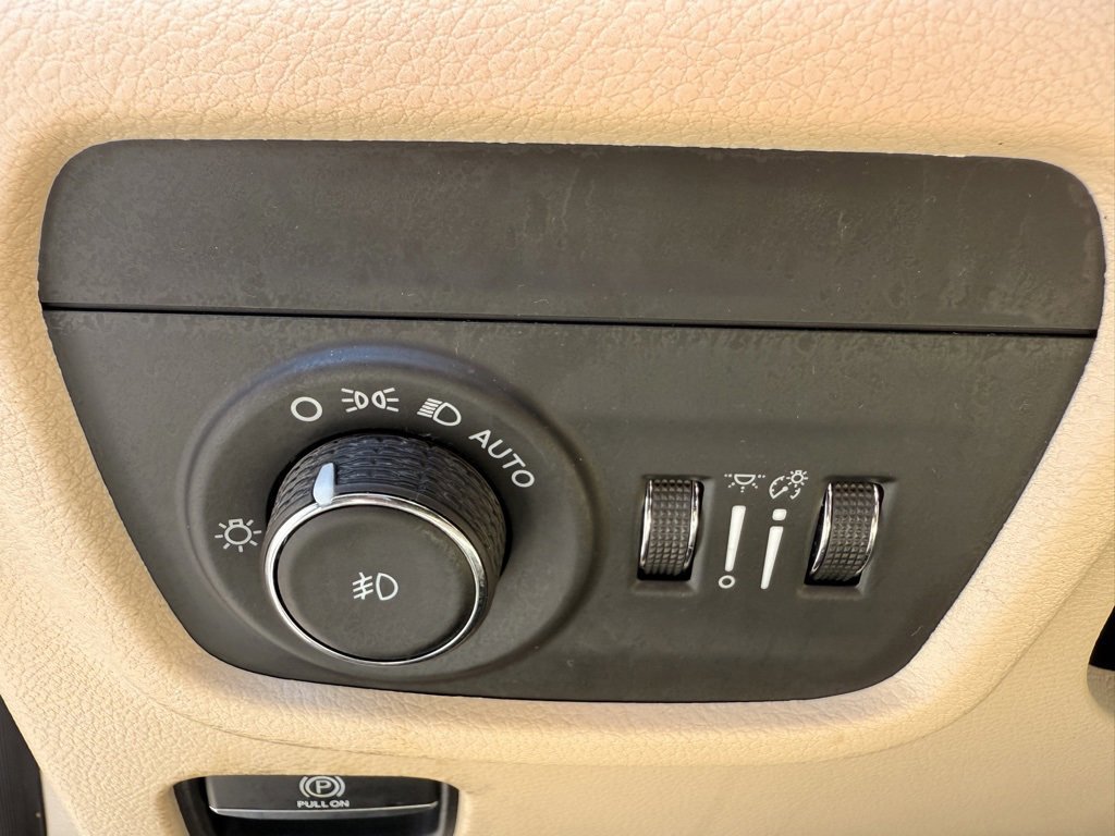 Used 2021 Jeep Grand Cherokee L Limited image 18