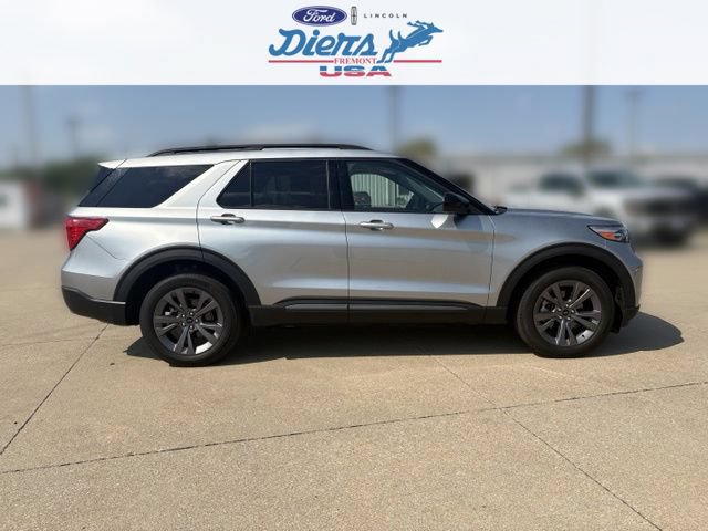 Certified 2024 Ford Explorer XLT w/ Equipment Group 202A AWD/4WD image 7