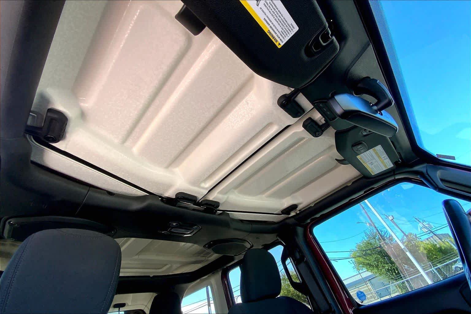 Used 2021 Jeep Wrangler Unlimited Sport AWD/4WD image 13